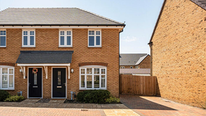 2 Bedroom Semi-Detached House For Sale In Crane Lane, Bedford, MK42
