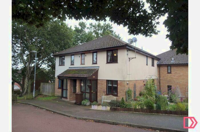 1 Bedroom Flat To Rent In Mont Cross, Thorpe Marriot, Taverham, Norwich, Norfolk, NR8