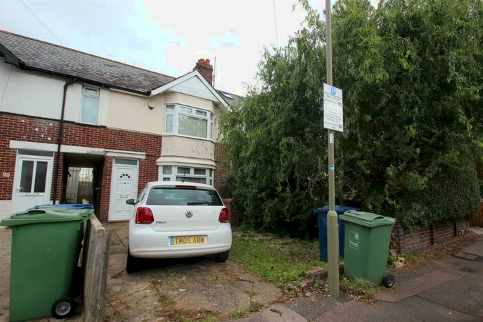 4 Bedroom House To Rent In Ridgefield Road, OX4