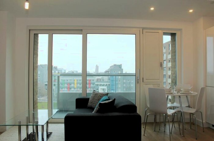 Studio To Rent In Marner Point, No The Plaza, Bow, E3