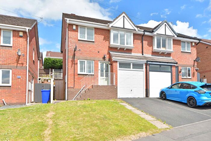 3 Bedroom Semi-Detached House To Rent In Menai Grove, Longton, Stoke-On-Trent, ST3