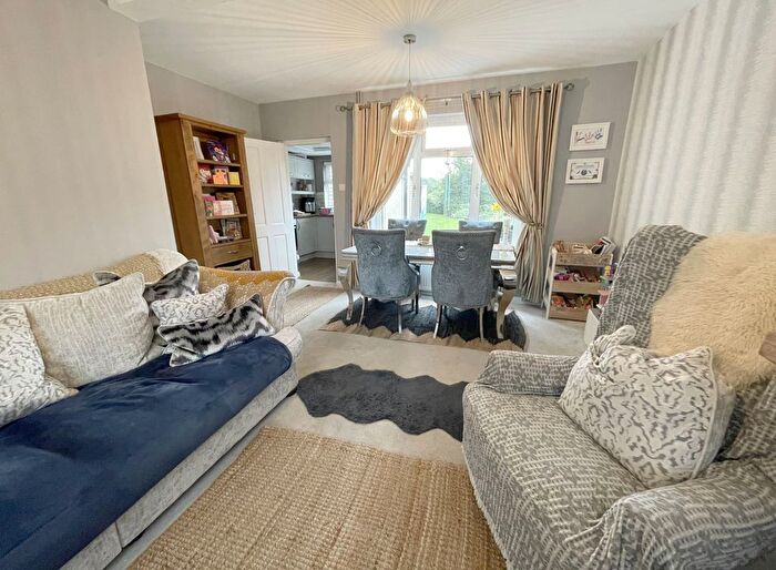 2 Bedroom Semi-Detached House For Sale In Tower Close, Hitchin, SG4