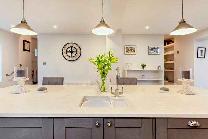 3 Bedroom Detached House To Rent In Weston Park East, Bath, BA1