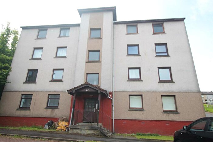 3 Bedroom Flat To Rent In Kilcreggan View, Greenock, PA15