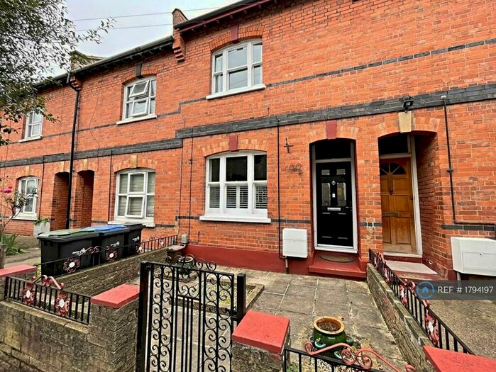 2 Bedroom Terraced House To Rent In Highfield Road, London, N21