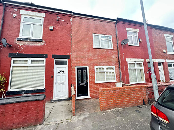 4 Bedroom Terraced House To Rent In Agnes Street, Manchester, M19