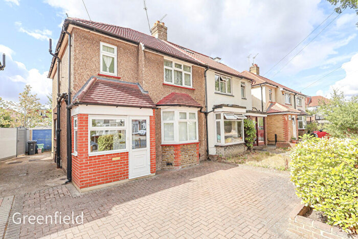 3 Bedroom Semi-Detached House For Sale In Hamilton Avenue, Surbiton, KT6
