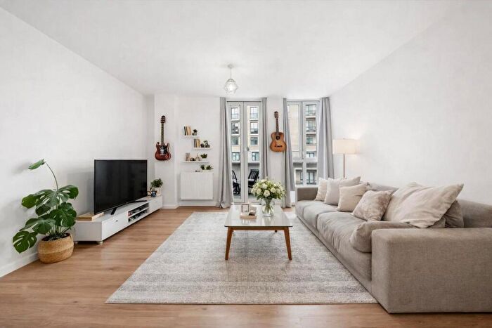 1 Bedroom Apartment For Sale In Nellie Cressall Way, Bow, London, E3