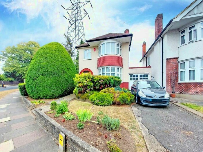 3 Bedroom Detached House To Rent In Suffolk Road, Harrow, HA2