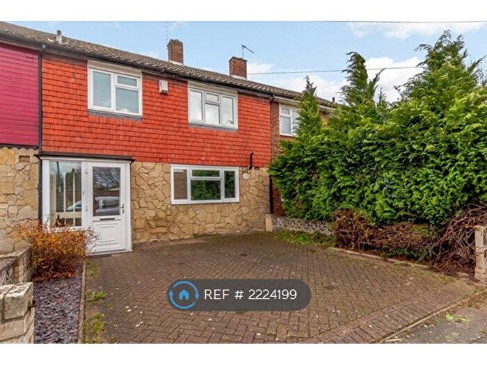 3 Bedroom Terraced House To Rent In Peterstone Road, London, SE2