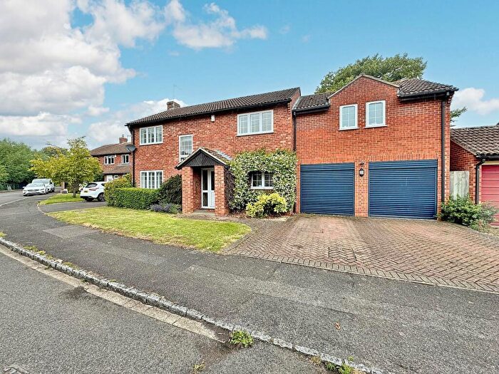 5 Bedroom Detached House For Sale In Gooseacre, Radley, OX14