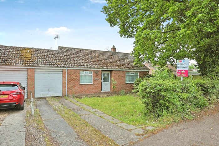 2 Bedroom Bungalow For Sale In North Pickenham Road, Necton, Swaffham, PE37