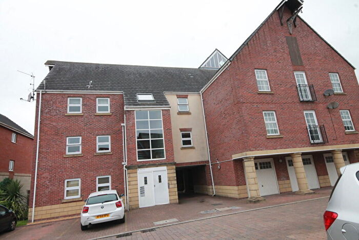2 Bedroom Apartment For Sale In Weavers Court, Buckshaw Village, PR7