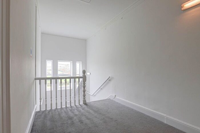 1 Bedroom Flat To Rent In Stourpaine Lodges, Stourpaine, DT11