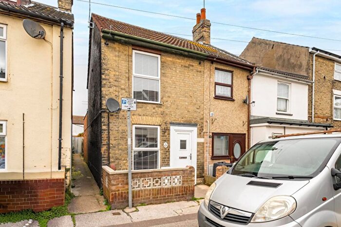 2 Bedroom Terraced House To Rent In Tonning Street, Lowestoft, NR32