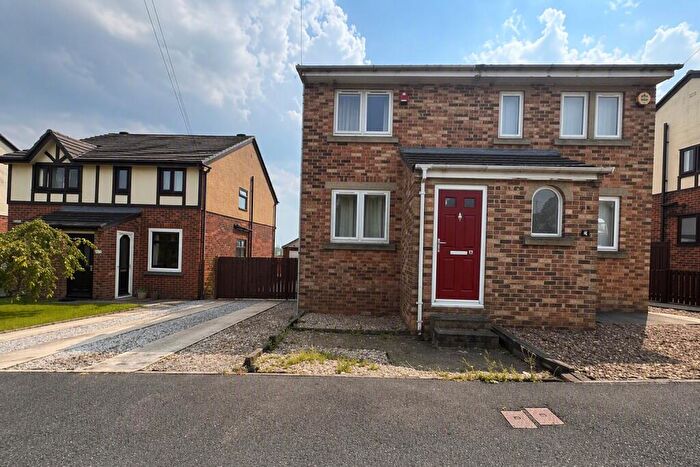 2 Bedroom Semi-Detached House For Sale In Shire Close, Bradford, BD6