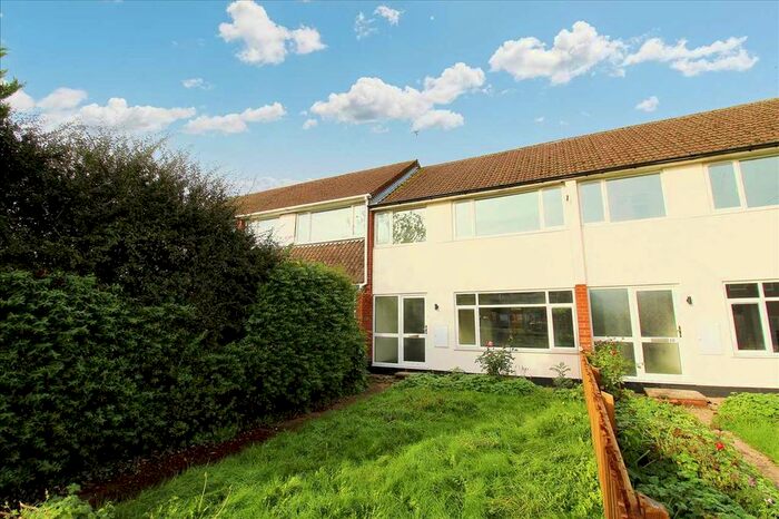 3 Bedroom Town House To Rent In Vernon Court, Nuthall, Nottingham, NG16