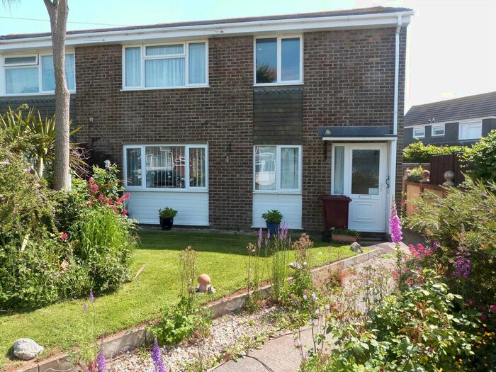 2 Bedroom Flat To Rent In Ruskin Close, Selsey, PO20