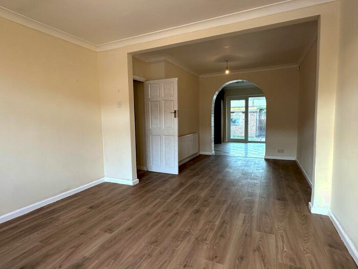 3 Bedroom Terraced House To Rent In Aldridge Avenue, Enfield, EN3