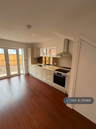 3 Bedroom End Of Terrace House To Rent In Eaglesfield Road, London, SE18