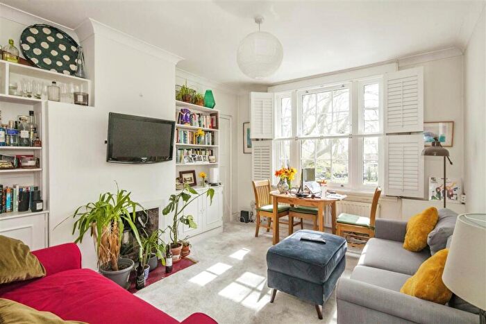 2 Bedroom Flat For Sale In Reform Street, SW11