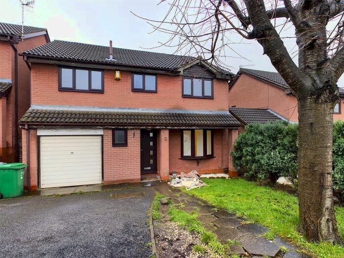 4 Bedroom Detached House To Rent In Poplar Avenue, Nottingham, Nottinghamshire, NG5