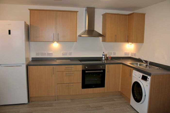 2 Bedroom Apartment To Rent In Bedford Place, Central. Broadband Included, SO15