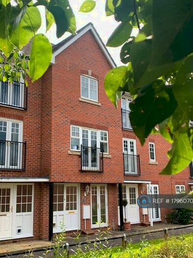 3 Bedroom Terraced House To Rent In Boardwalk Way, Marchwood, Southampton, SO40