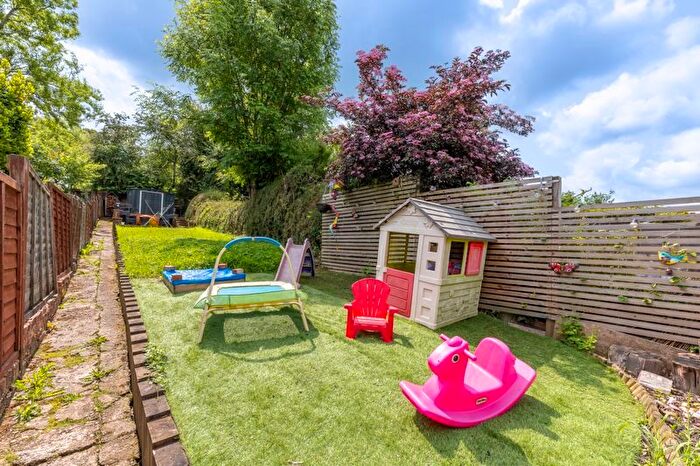 2 Bedroom End Of Terrace House For Sale In Western Road, Crowborough, TN6