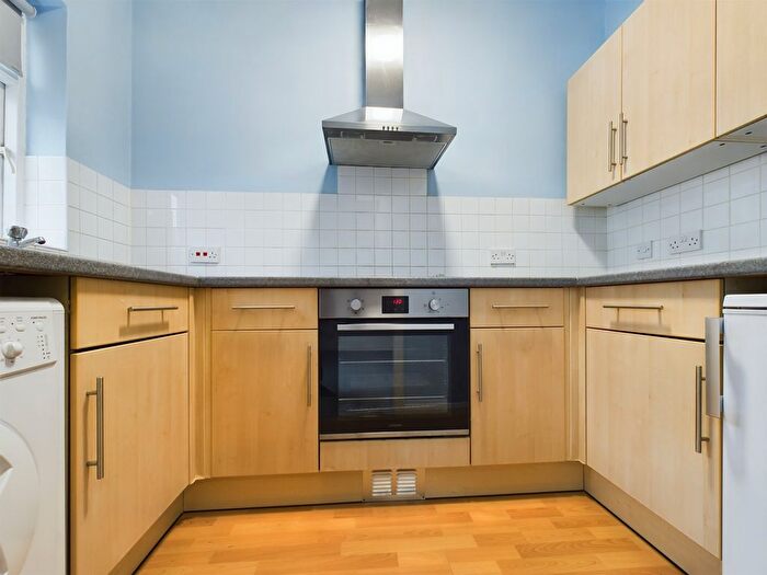 1 Bedroom Flat For Sale In Lansdowne Street, Hove, BN3