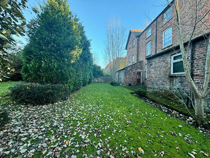 1 Bedroom Flat For Sale In Grosvenor Court, Queens Drive, Wavertree, Liverpool, L15
