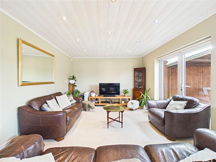 3 Bedroom End Of Terrace House For Sale In Headley Walk, Bristol, BS13