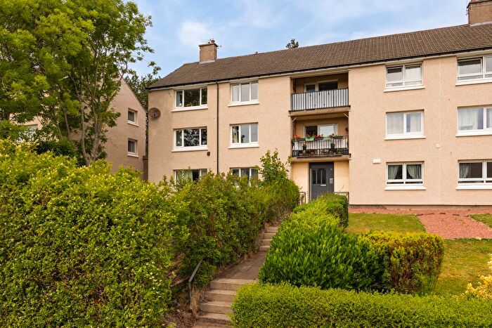 3 Bedroom Flat For Sale In / Firrhill Drive, Edinburgh, EH13