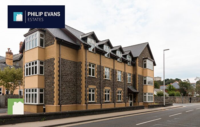 2 Bedroom Flat To Rent In Llanbadarn Road, Aberystwyth, SY23