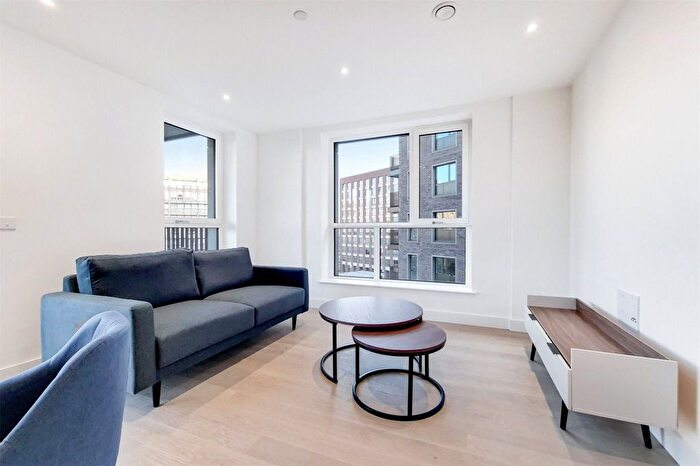 1 Bedroom Flat To Rent In Quest House, Escapade Place, Blackwall, E14