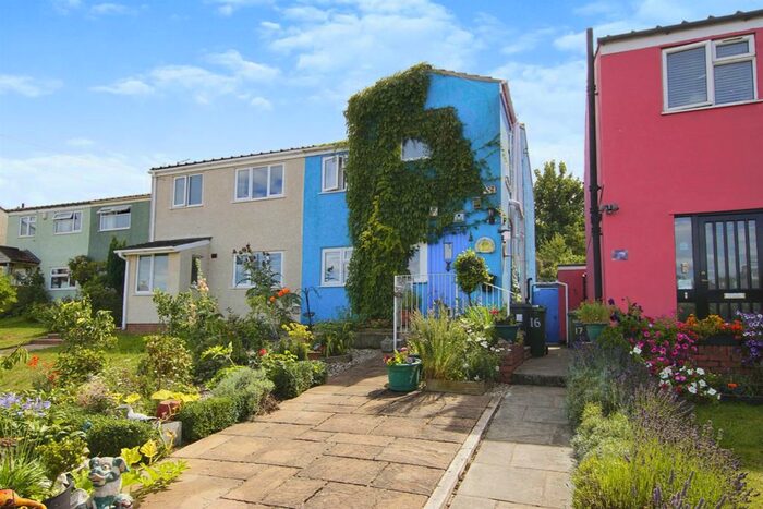 3 Bedroom Property For Sale In Westmarsh Lane, Oldbury-On-Severn, Bristol, BS35