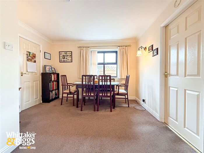 2 Bedroom Detached Bungalow For Sale In Halls Road, Biddulph, Stoke-On-Trent, ST8