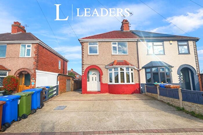 3 Bedroom Semi Detached House To Rent In Carisbrooke Avenue, NG18