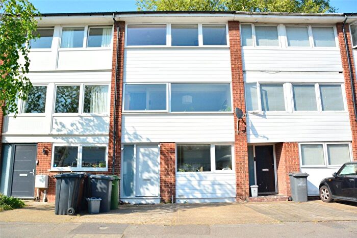 4 Bedroom Terraced House To Rent In Foxwood Road, London, SE3