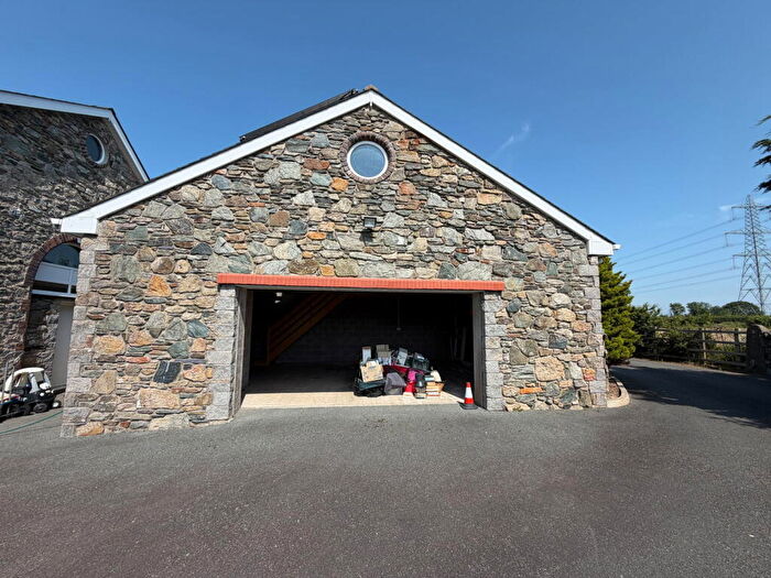 2 Bedroom Detached House For Sale In Llanfairpwllgwyngyll, LL61