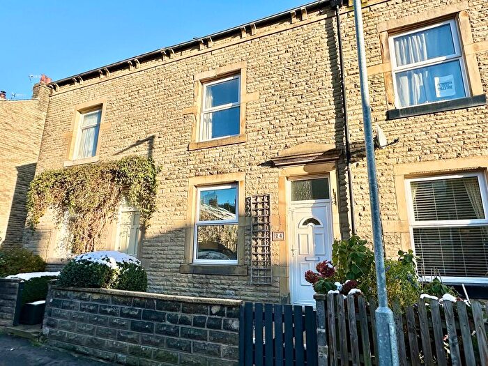 3 Bedroom Terraced House To Rent In Garden Street, Todmorden, OL14