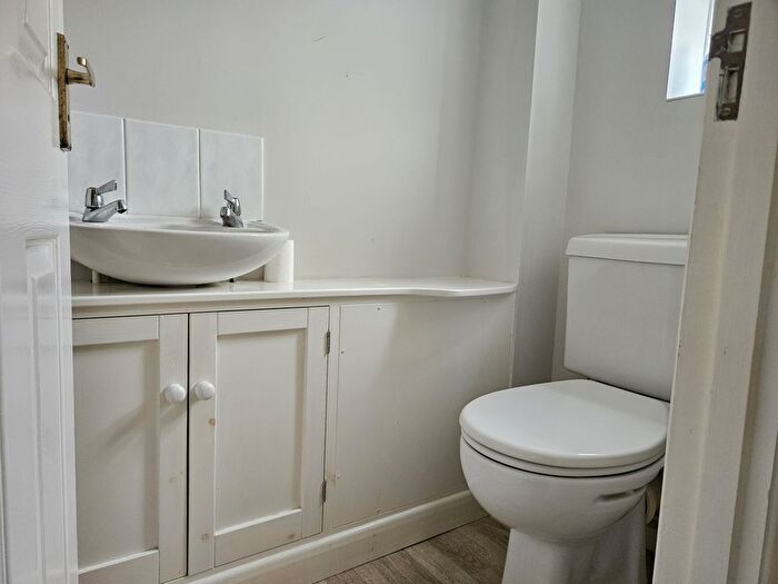 2 Bedroom End Of Terrace House To Rent In Barton Hill, Shaftesbury, Dorset, SP7