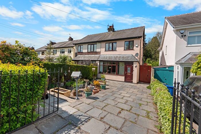 2 Bedroom Semi-Detached House For Sale In Appley Lane South, Appley Bridge, Wigan, WN6