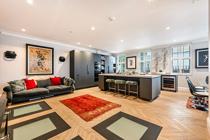 3 Bedroom Property To Rent In Laverton Place, SW5