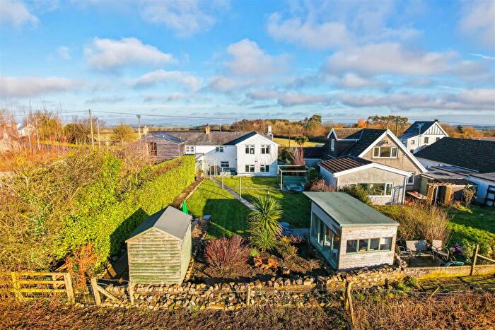 4 Bedroom Cottage For Sale In Llantwit Road, Wick, Cowbridge, CF71