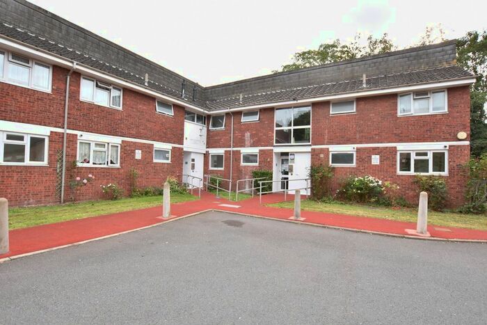 Studio To Rent In Mervyn Stockwood House, Bishops Close, New Eltham, SE9