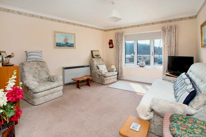 1 Bedroom Flat For Sale In Morgans Quay, Strand, Teignmouth, TQ14