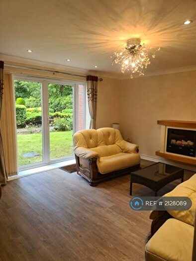 2 Bedroom Flat To Rent In Park Hall, Sunderland, SR2