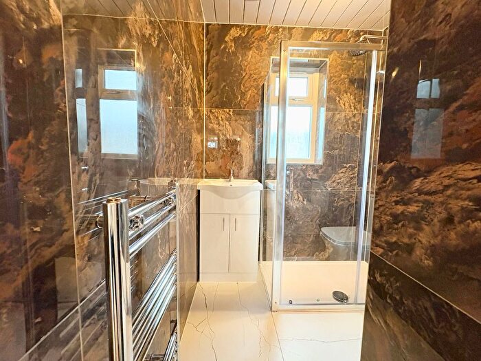 5 Bedroom Semi-Detached House To Rent In Pansy Road, Southampton, SO16