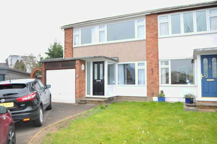 4 Bedroom Semi-Detached House To Rent In Berkeley Close, Hornchurch, RM11